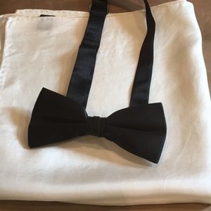 Bundle of 2 Bow Tie & Silk Pocket Square